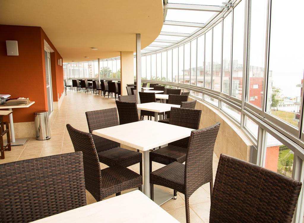 Luxury Hotel Сиофок Екстериор снимка